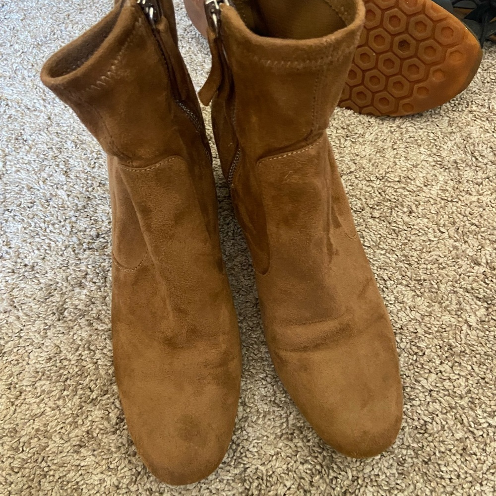 ZARA BOOTIES